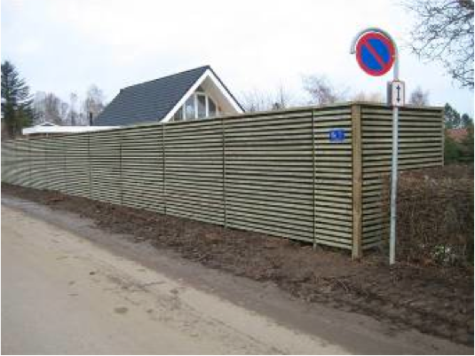 Installer une clôture en bois esthétique et durable à Aix-en-Provence