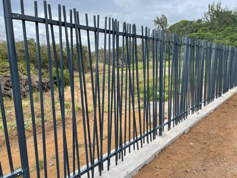 Installer une clôture rigide durable et esthétique à Aix-en-Provence et ses environs