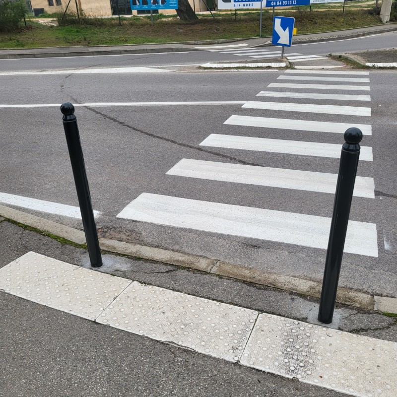 pose de mobiliers urbain pour la ville d Aix en Provence 