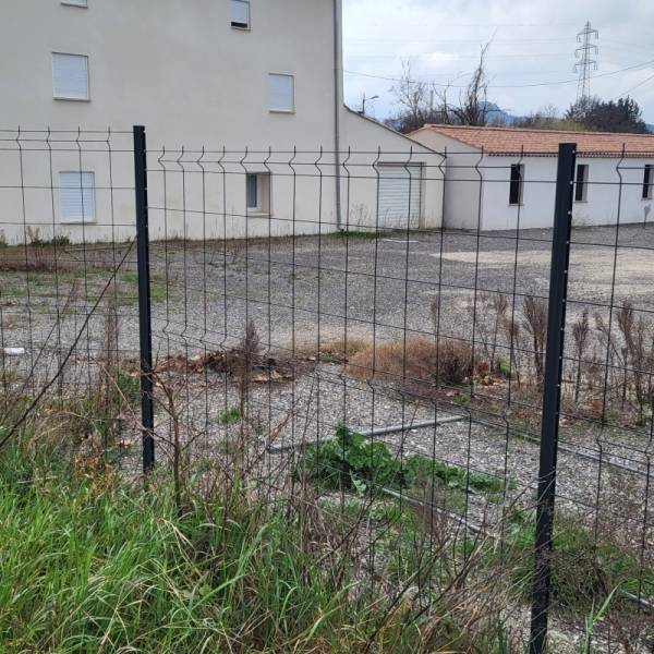 Clôtures en panneaux rigides pour zone inondable dans les Bouches du Rhône