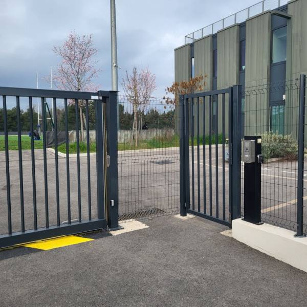 Installation d'un Portail coulissant à Aix-en-Provence